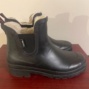 Fur lined black rain boots, size 8, from Costco